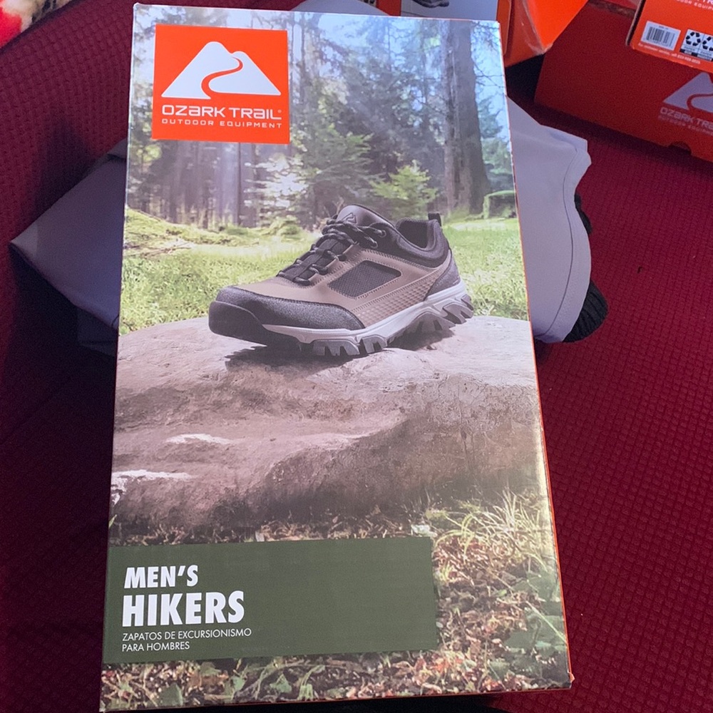 Mens hikers shoes